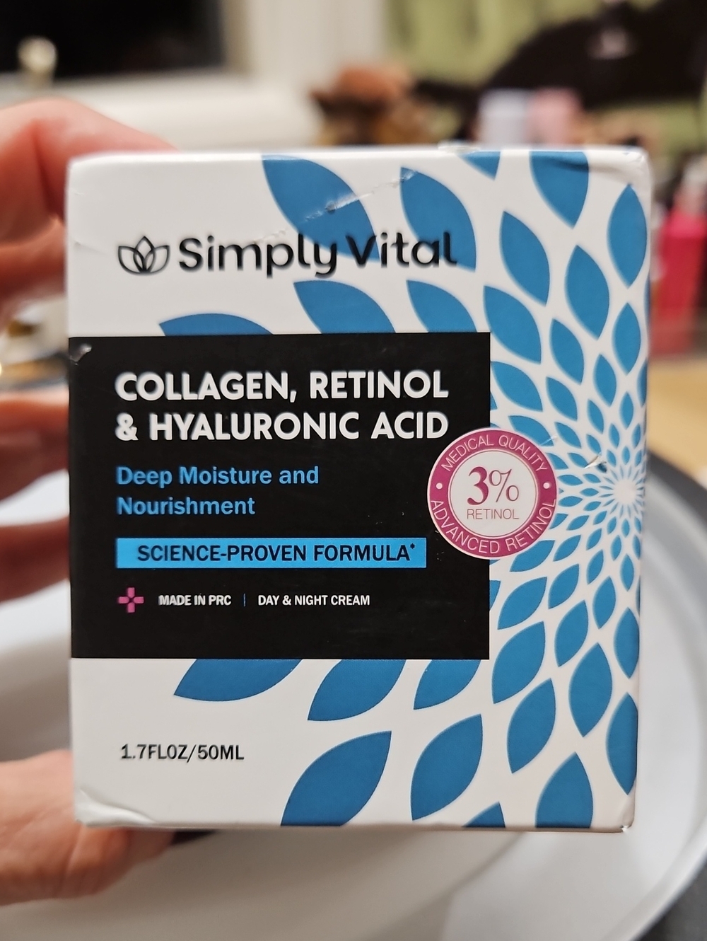 Collagen Retinol & Hyaluronic Acid Day & Night Cream - Blue